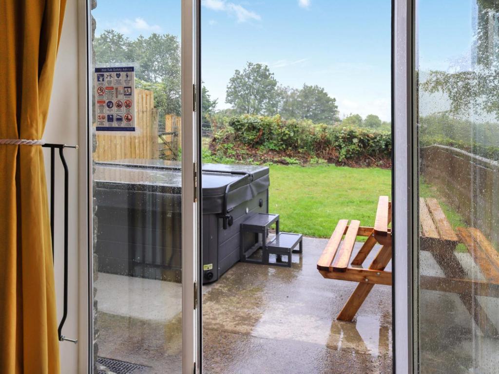 En have udenfor Cothi Cottage - Uk49588