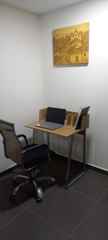 Khu vực hỗ trợ khách đi công tác/phòng hội thảo tại Apto 52 Lomas