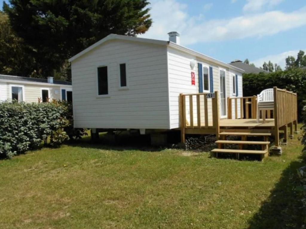 Budova, kde se kemp nachází