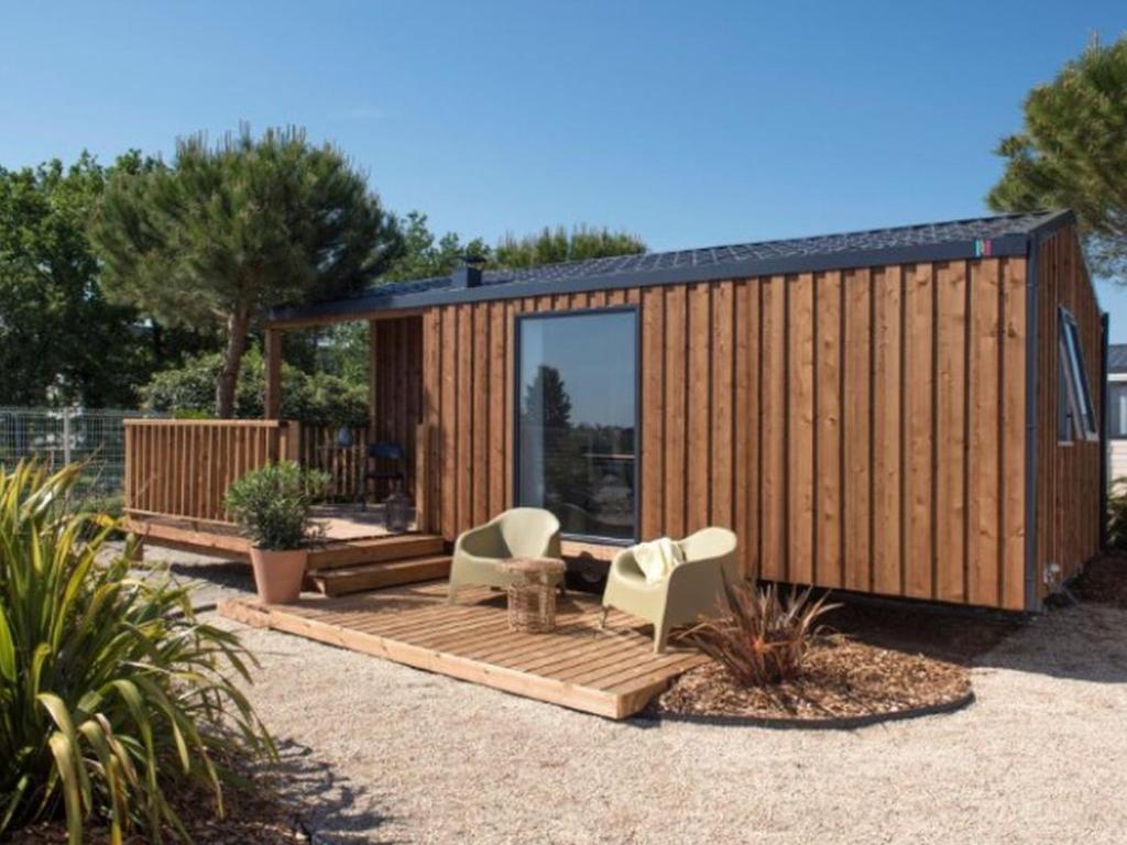 Κήπος έξω από το Mobil home avec terrasse pour 4 personnes - API-1-52-997