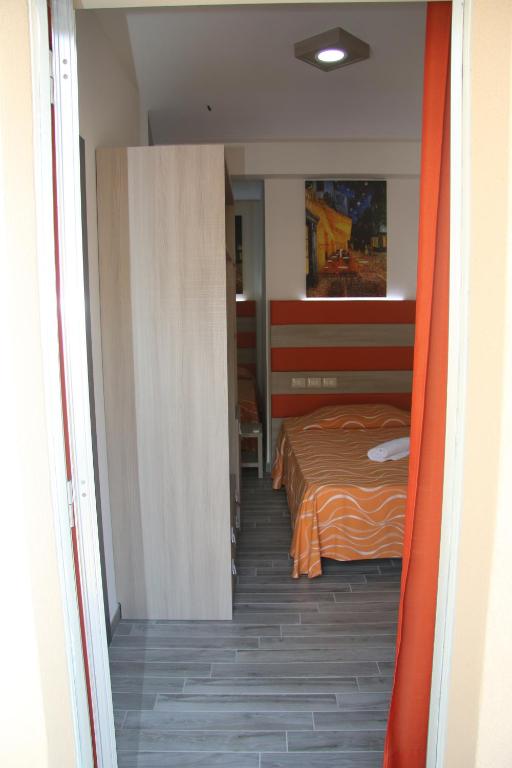 ChrisMare Hotel - Standard Twin Room With Mountain View