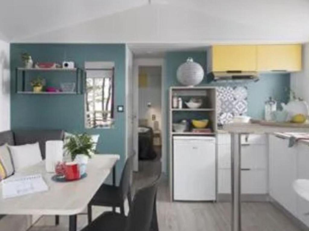 Mobil-home 26m² avec terrasse à Binic pour 5 pers. - API-1-52-1122