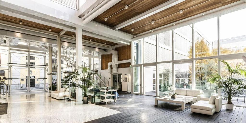 O zonă de relaxare la Magna Pars l'Hotel à Parfum, Small Luxury Hotels of the World