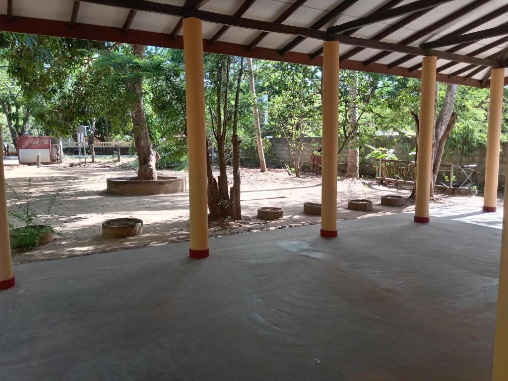 Κήπος έξω από το Country Cottage