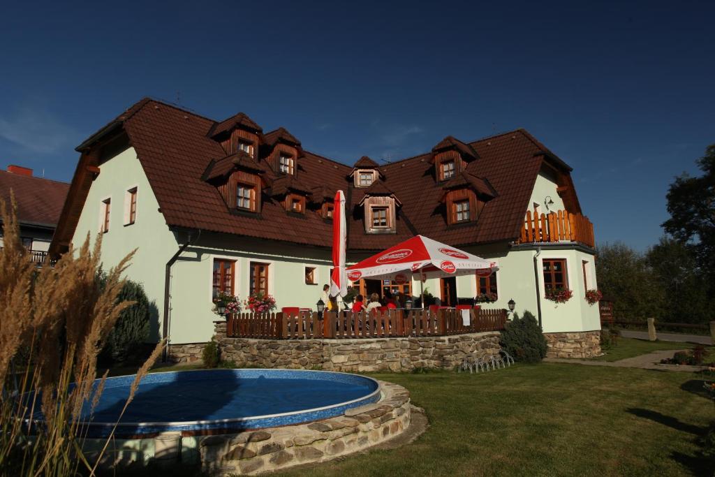 Budynek, w którym mieści się pensjonat