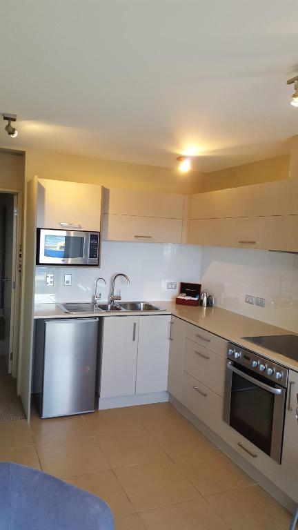 Sails on the Lake - Resim 32