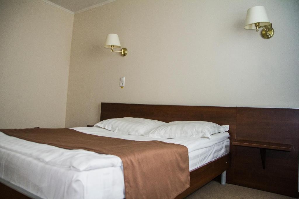 Kichkina jinsiy olatni bilan jinsiy aloqa qilish