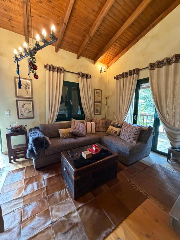 Χώρος καθιστικού στο Santa House