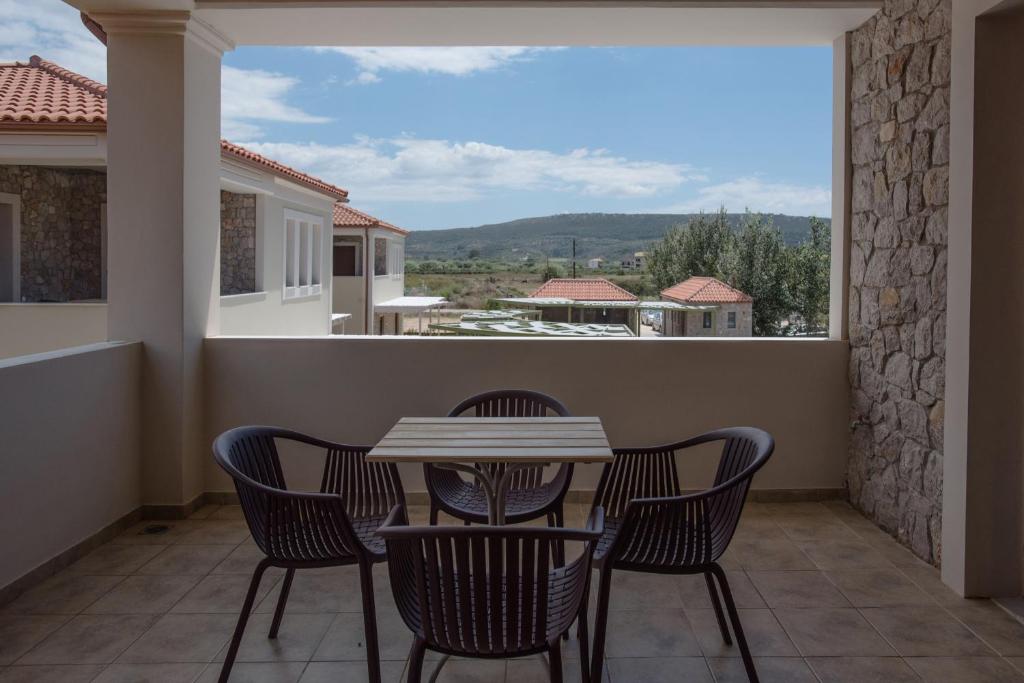 Nespecifikovaný výhled na hory nebo výhled na hory při pohledu z hotelu