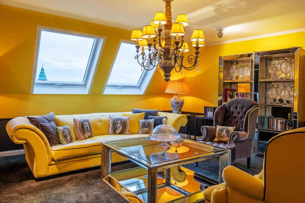 Der LIPPISCHE HOF - Two-Bedroom Suite