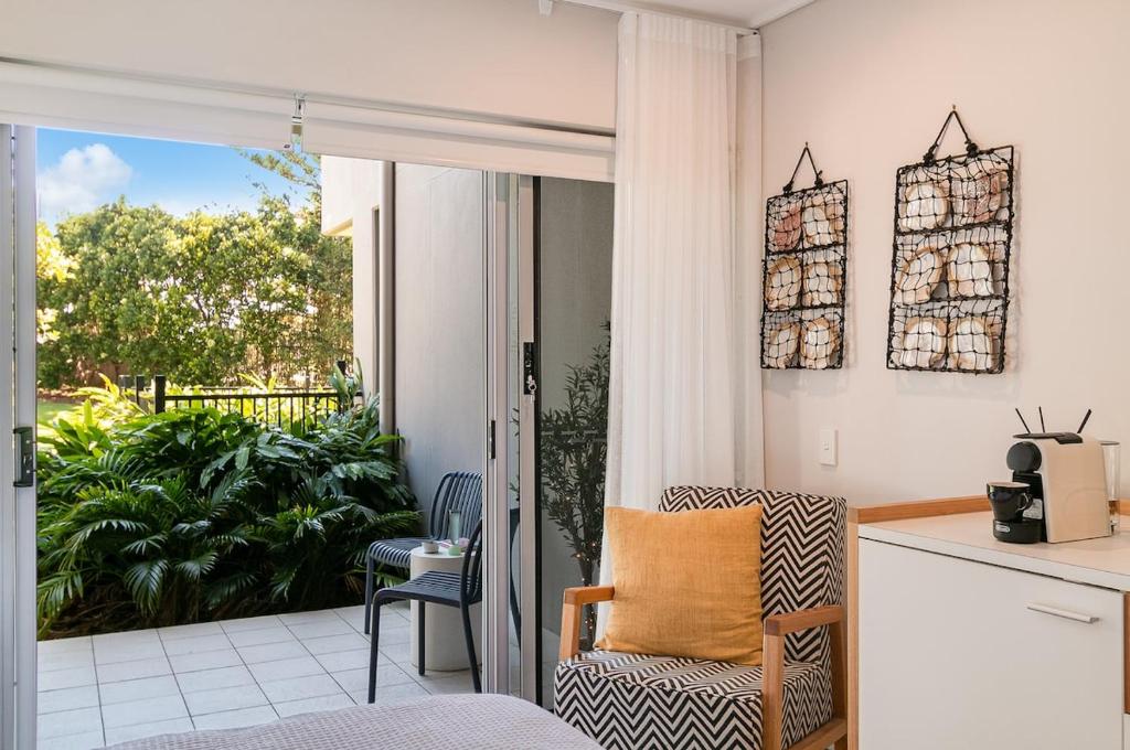 Κήπος έξω από το Garden View Hotel Room - Peppers Salt Resort by uHoliday