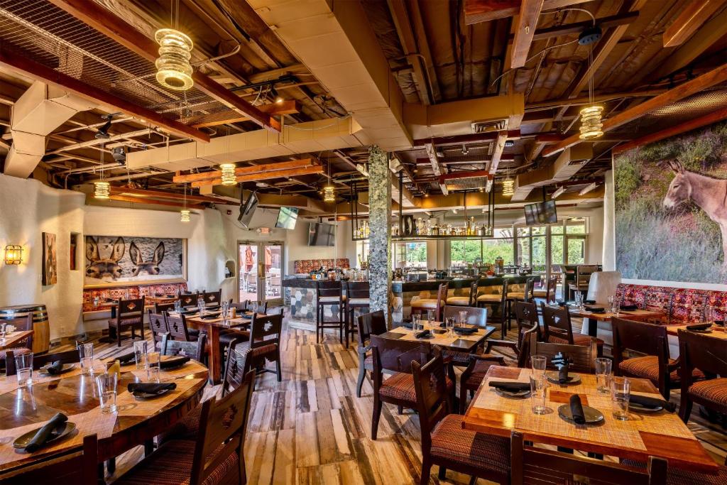 Boulders Resort & Spa Scottsdale, Curio Collection by Hilton photo