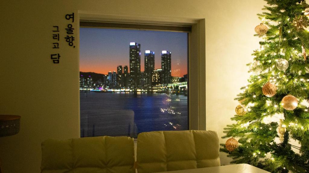 Χώρος καθιστικού στο YeoulHyang, and DamㅣYeoulHyangㅣ