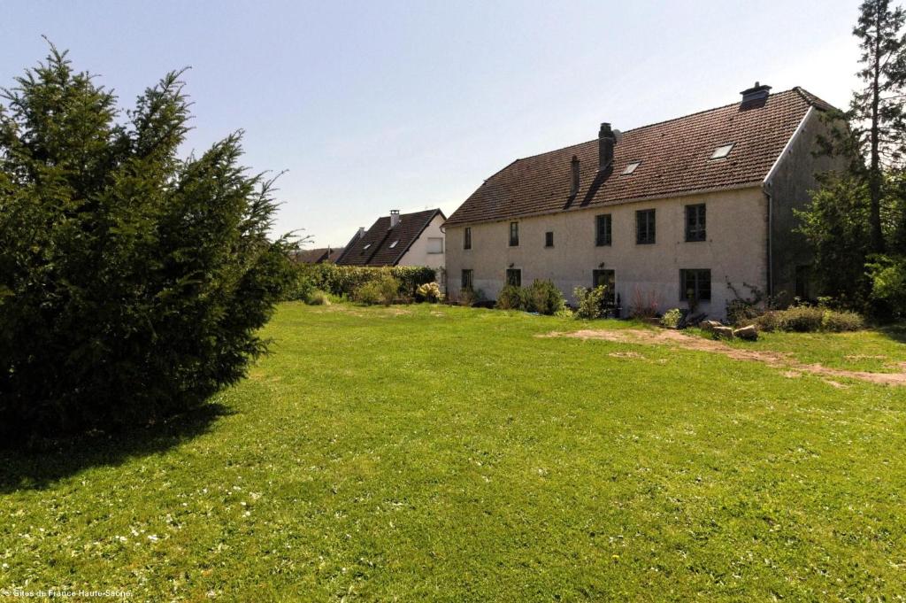 Φωτογραφία από το άλμπουμ του Chambre Bouton d'Or, Le Tilleul de Ray σε Ray-sur-Saône