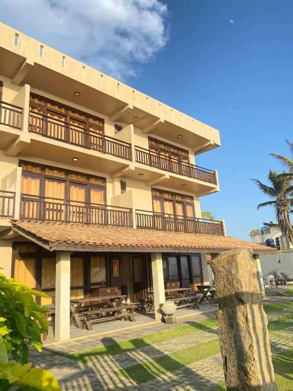 ระเบียงหรือลานระเบียงของ Arrow Beach Hotel