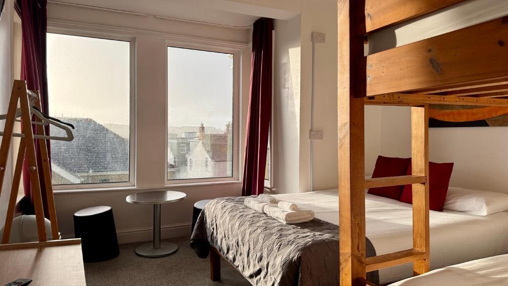 Reef Island Lodge - Housity