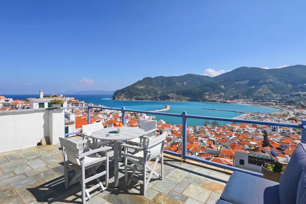 Blue Top Skopelos
