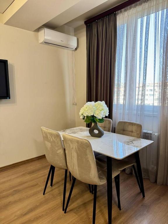 فضای داخلی Apartment in centre Yerevan در ایروان - تصویر ۳
