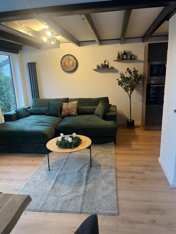 Khu vực ghế ngồi tại Eifellust