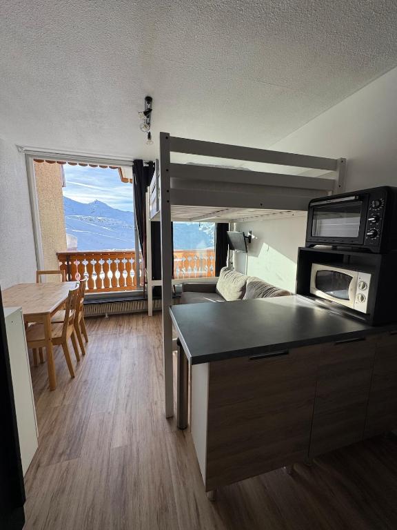 Charmant appartement montagne lumineux exposé sud, ВальТоранс — free download