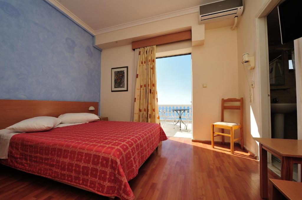 
Double or Twin Room with Sea View
