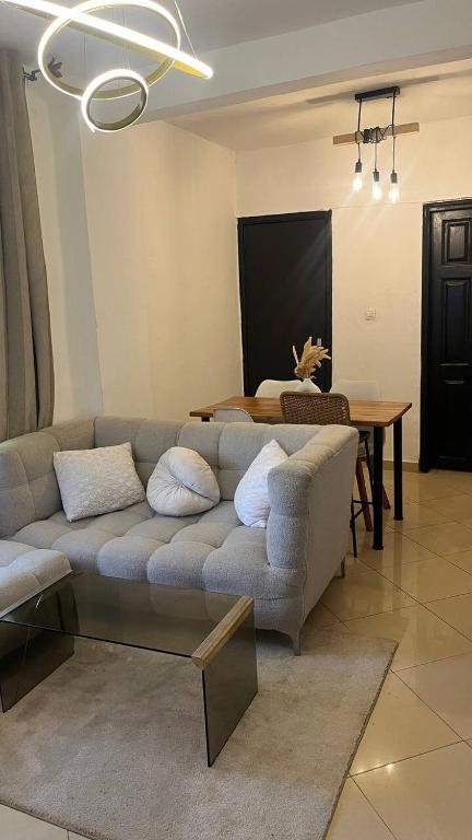 Χώρος καθιστικού στο cozy furnished room