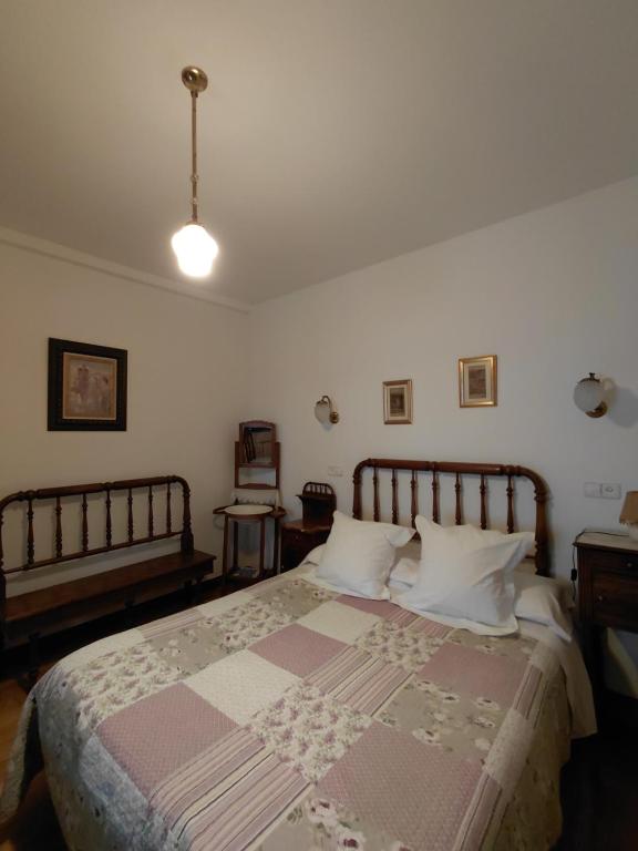 Casona De Linares - Two-Bedroom Family Apartment