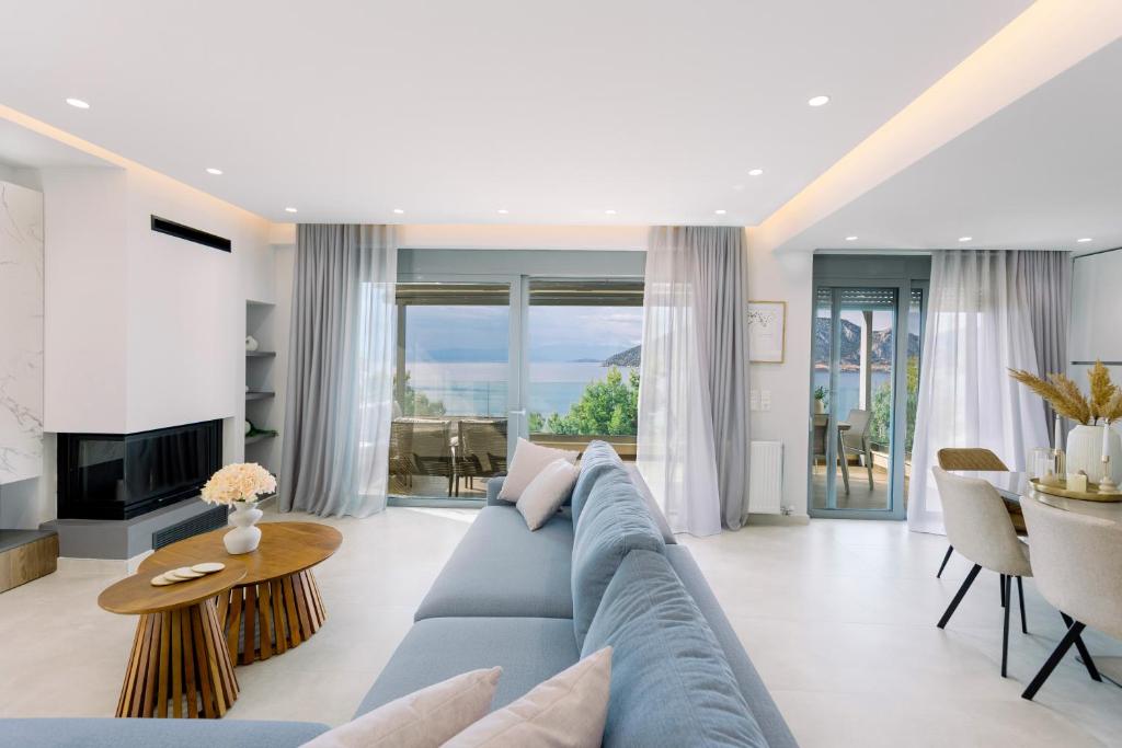 Χώρος καθιστικού στο Villa Eutuxia