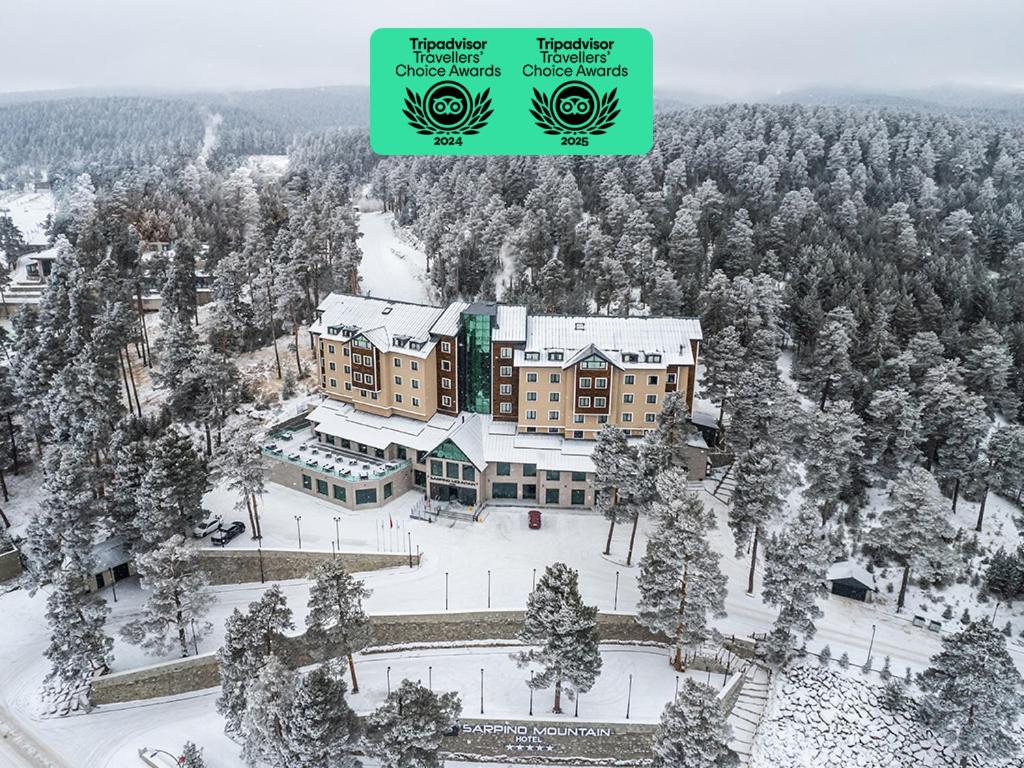 SARPİNO MOUNTAİN HOTEL trong mùa đông