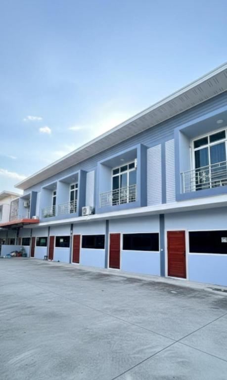 Bygningen som feriehuset ligger i