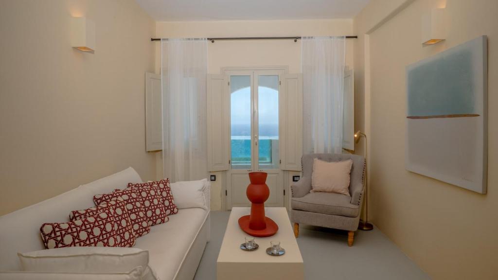 Apeiron Blue Santorini - Sustainable Adults Only 14 Plus - 15