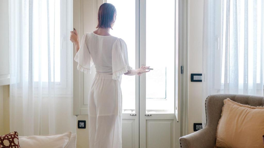 Apeiron Blue Santorini - Sustainable Adults Only 14 Plus - 18