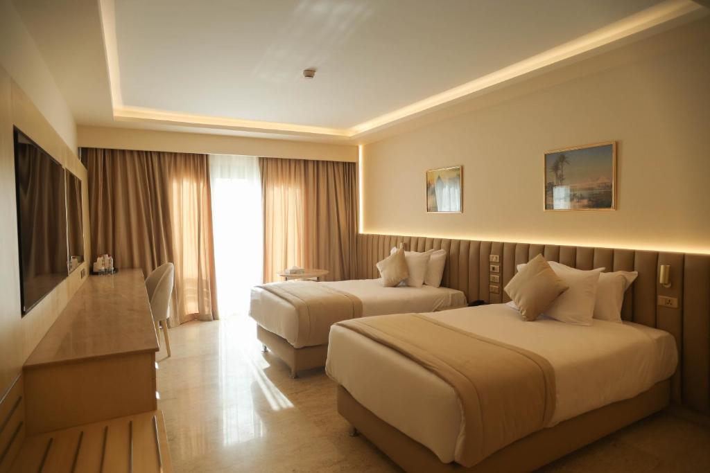Pyramids Park Resort Cairo - 