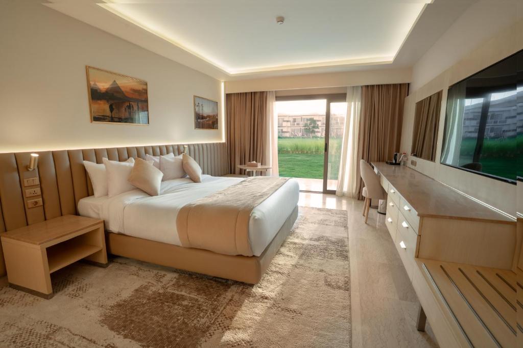 Pyramids Park Resort Cairo - 