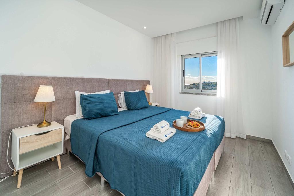 Beachfront Flat & Panoramic Sea View by HostWise