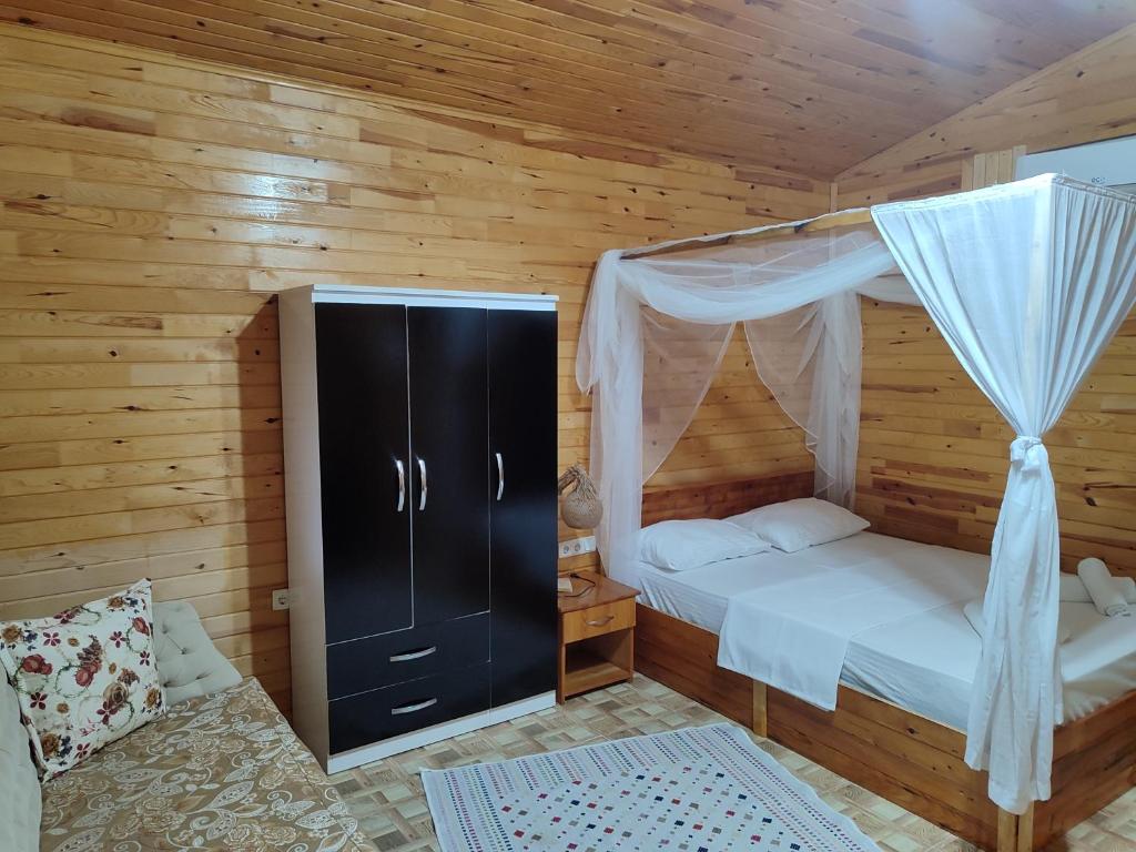 امکانات Flora Pansiyon Çıralı - تصویر ۴