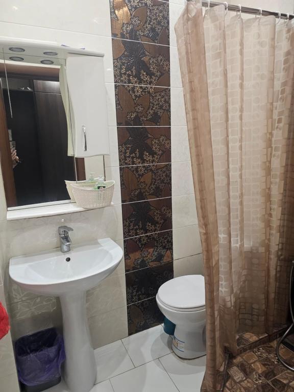1 комн квартира в самом центре,рядом клиника Доктор Дрога фото 3