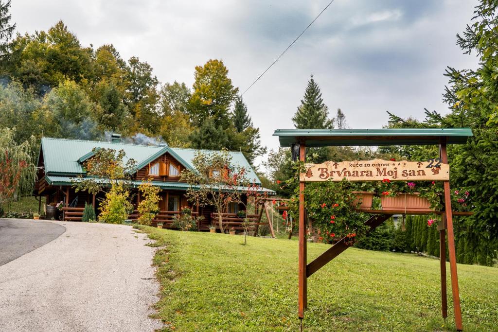 Zahrada ubytování Brvnara Moj san - Log cabin My Dream