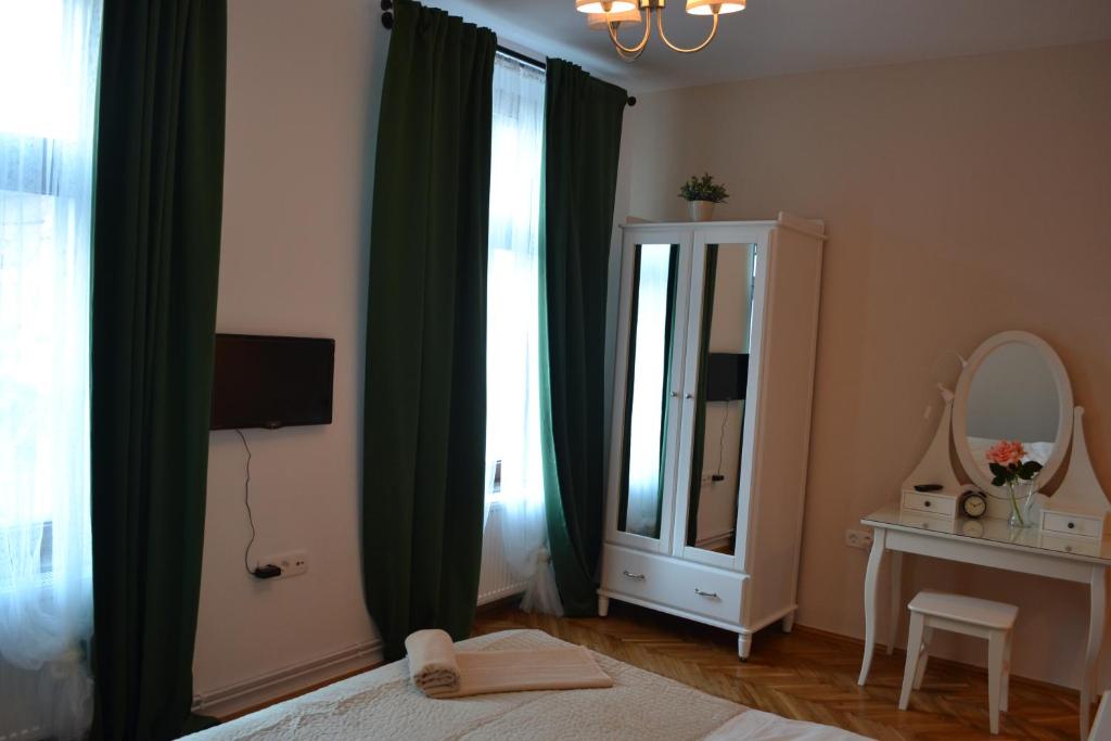 Casa Krone - Pia?a Sfatului - Resim 41