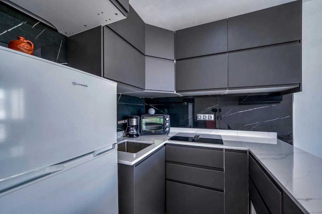 Η κουζίνα ή μικρή κουζίνα στο Torremolinos Center - Close to the Beach