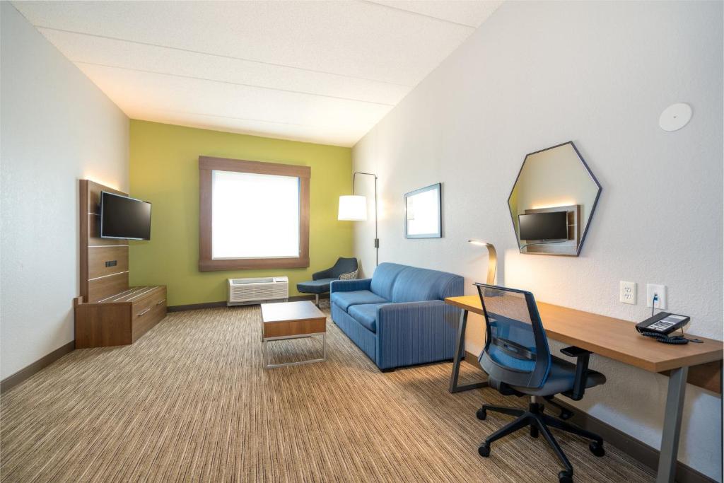 Holiday Inn Express Hotel & Suites Mankato East by IHG - Suite Con Una Camera Da Letto