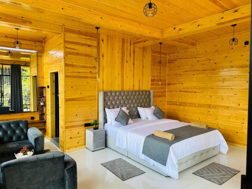 Mount Breeze Ella - 18