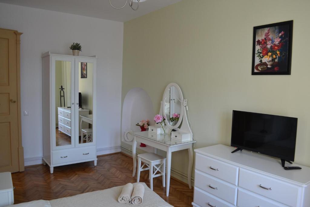 Casa Krone - Pia?a Sfatului - Resim 33