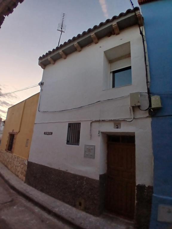 Tòa nhà nơi nhà nghỉ dưỡng tọa lạc