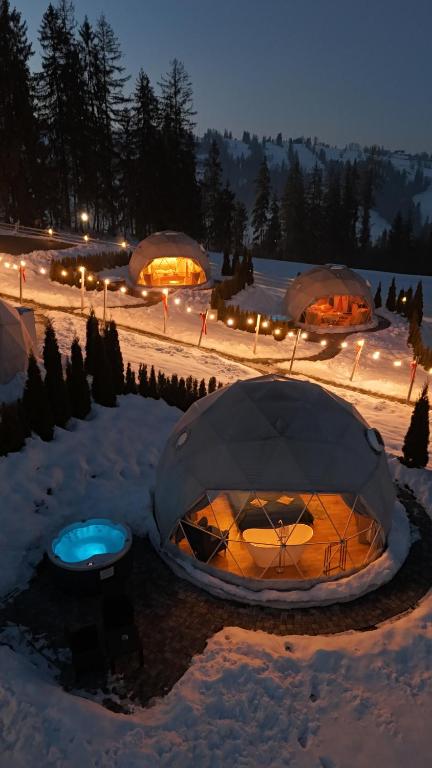 Το Mountain Glamp & Jacuzzi τον χειμώνα