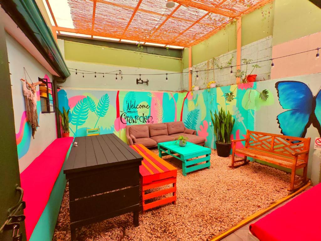 O zonă de relaxare la Chillout Hostel Barrio Escalante