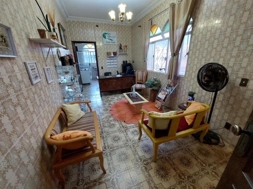 Гостиная зона в Hostel Mariah ,comidaria e lanchonete