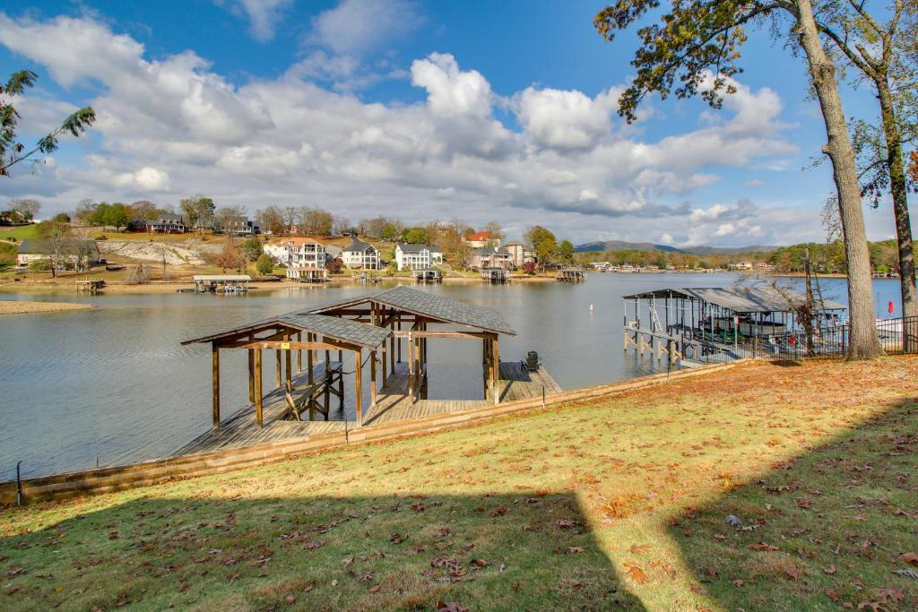 Image showcasing Private Pool and Slip Luxury Lake Hamilton Home!, Hot Springs (updated ...