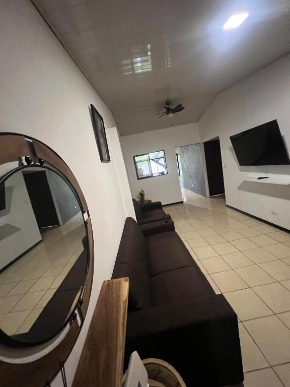 TV a/nebo společenská místnost v ubytování Casa Lapas