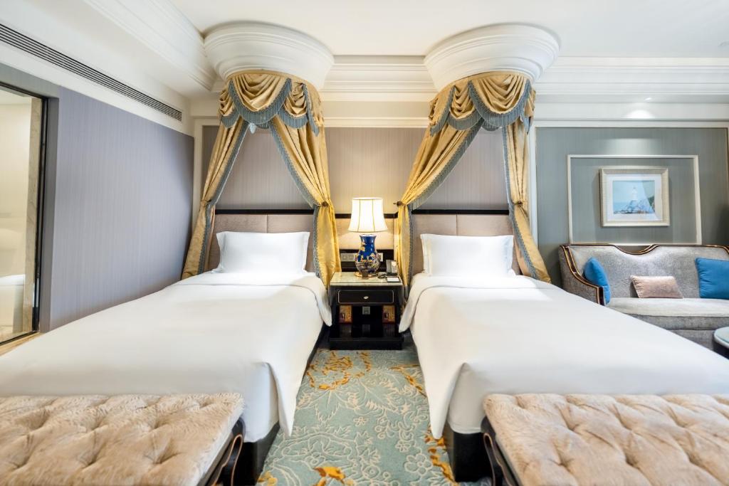 InterContinental Chengdu Global Center by IHG - Premium King Room